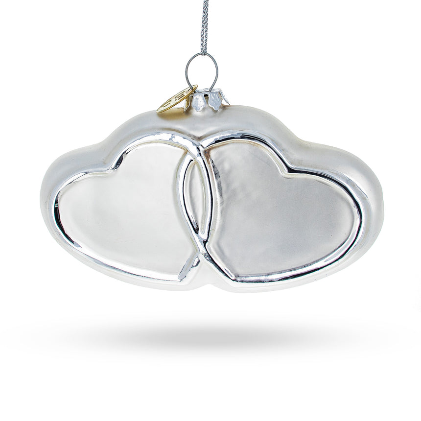 Glass Linked Silver Hearts Blown Glass Christmas Ornament in White color