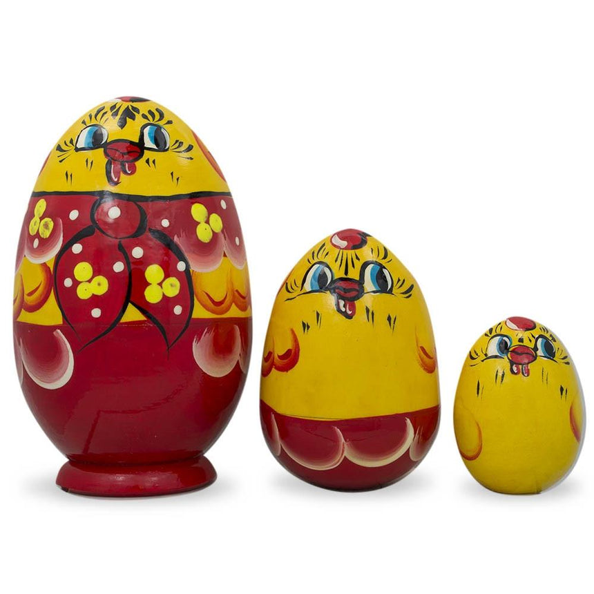 Wood Set of 3 Hen and Chicks Wooden Nesting Dolls 4.75 Inches in Yellow color Oval