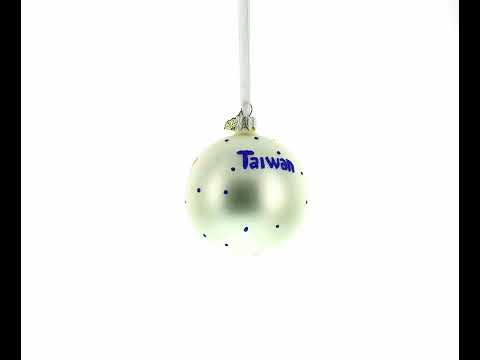 Adorno navideño con bola de vidrio soplado con bandera nacional taiwanesa de 3,25 pulgadas